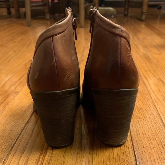 Lucky Brand brown leather ankle boot - Picture 5 of 6